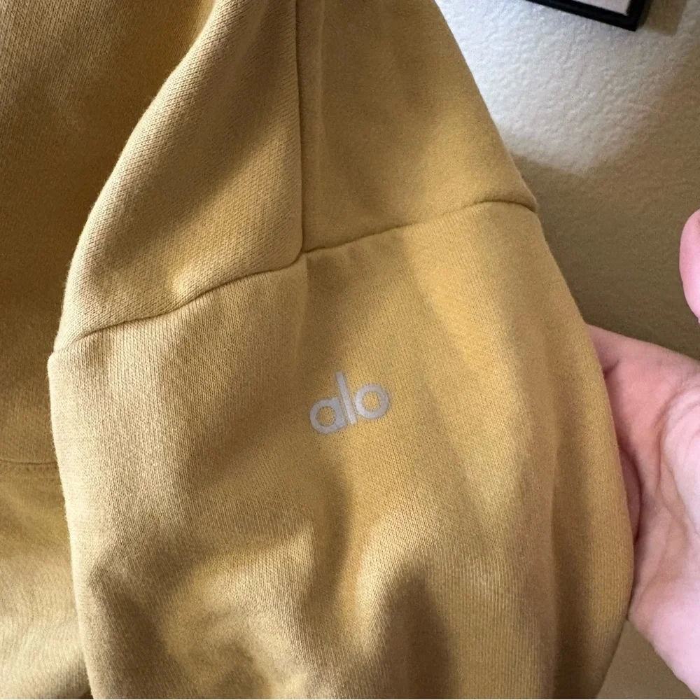 ALO Yoga size small